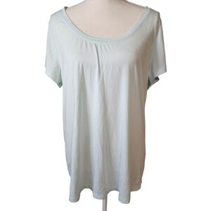 Athleta‎ stratus ll tee light mint scoop neck